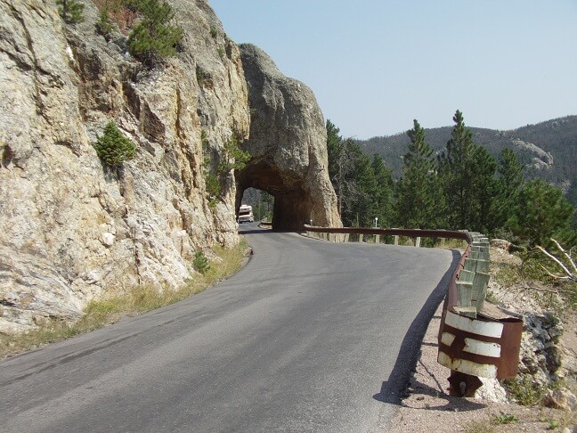 The road from Sylvan Lake to Hill City.