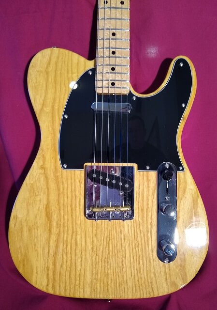 Completed photo of the Vintage Tundracaster guitar.