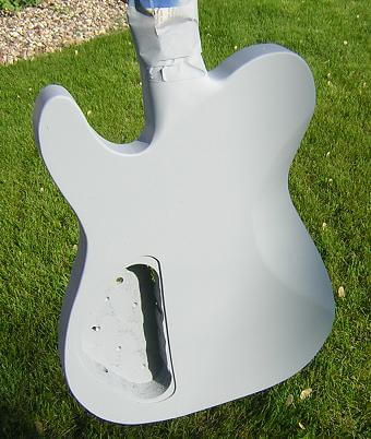 how to paint a Guitar