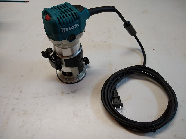 My new Makita mini-router.