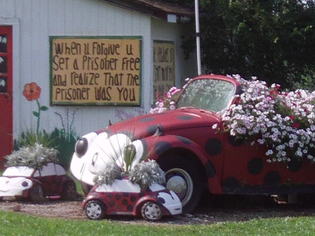 Sage advice written on a building in Unionville, IA