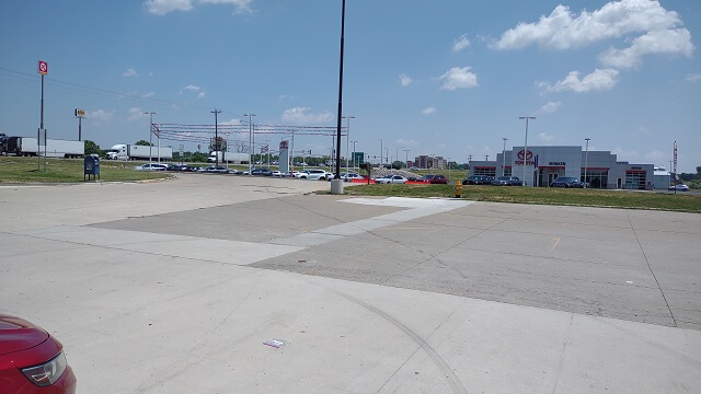 The area near the gas station in Mount Vernon, IL.