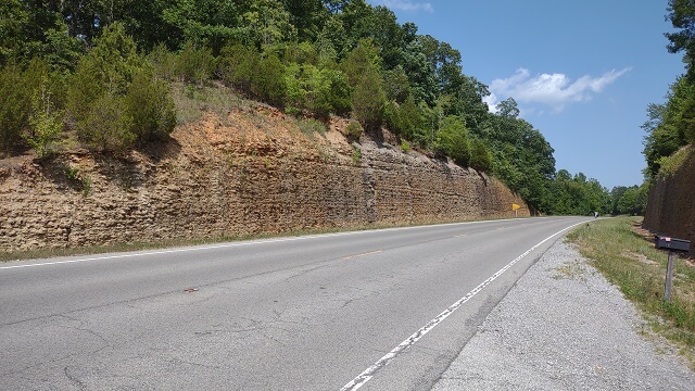 The Ohio River Scenic Byway north of Golconda, IL.