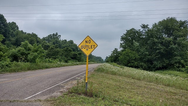 A dead end where the GPS told me the road continued through.