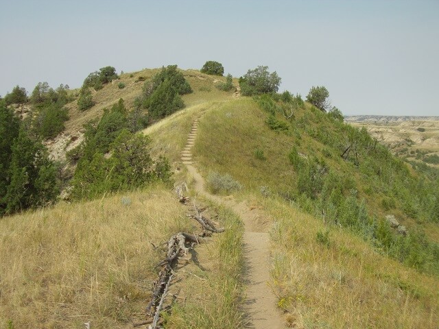 The Ridgeline Trail in Teddy Roosevelt National Park.