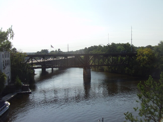 Walking around the Wisconsin Dells, WI