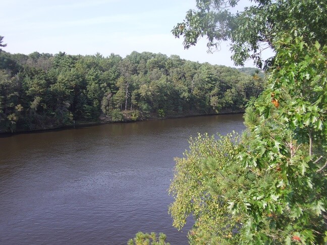 Walking around the Wisconsin Dells, WI