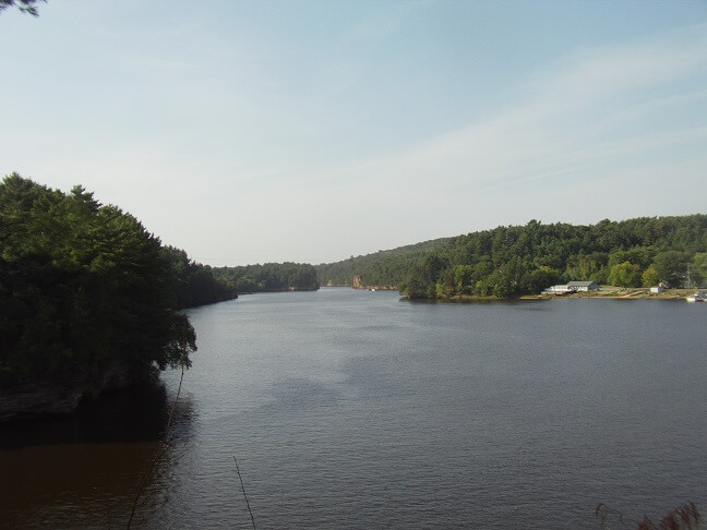 Walking around the Wisconsin Dells, WI