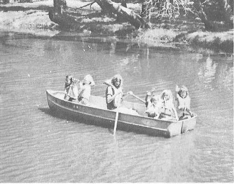 Rowboats on the Sioux River.