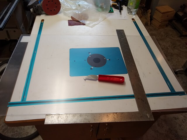 Cutting the plexiglass to size.