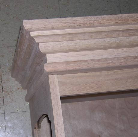 A closeup of the completed crown molding.
