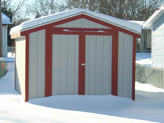 The Tundra Man shed.